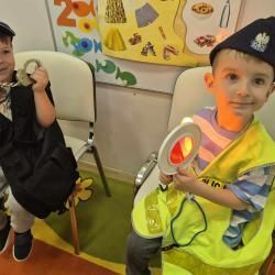 446065632 479285437833123 262129446244322619 N