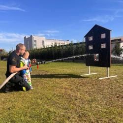 81527acc 9936 44a9 8027 435994d8687c