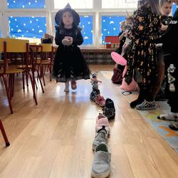 462567140 559447690179329 7528514024355790145 N