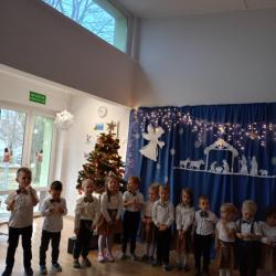 98b2c0f9 4ee8 4c1d 993f 90f8269fed85