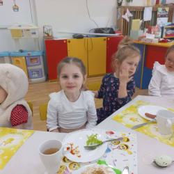 Ec446aa7 Deb4 45dd A38a 6cecbaa0314a