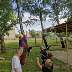 906d4fbc 795c 432a B85e 555bb3c686971