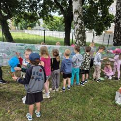 105002ff Fc2a 4502 8545 3fee22c5c334