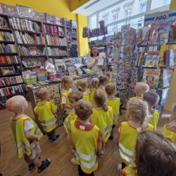 1ff035b8 310e 4c6c 8947 20221d4c6606