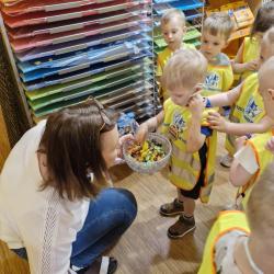 F091f692 70ae 44e9 A216 1c411486fee5