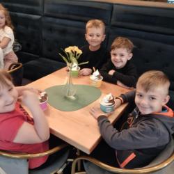 F1e20182 E1a8 4a4d A548 0e46d19e4484