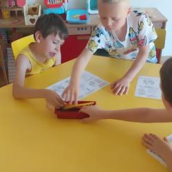 Fbb75d0d Ed26 4479 8cea Ef2549f0557e