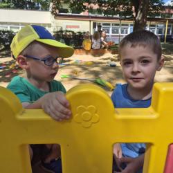 9c21d639 F7c9 4723 9328 Db1595dd4929