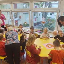 Messenger Creation 88ee3b4f Ce23 44e4 8a78 9a967056403d