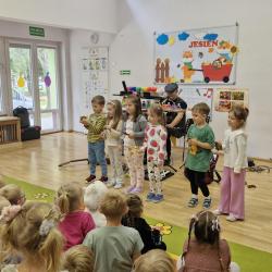 4ae2db25 98dd 4d15 B715 Bfd0e9d0789f