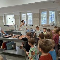 99b728b0 4256 4866 9395 22583c5d82c0