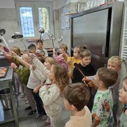 Ecd95870 03a6 411a A51c 5bb576cfab24