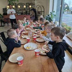 11893697 F261 44c5 Bb86 Bd5481e97f50