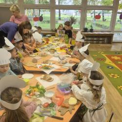 D548b4aa 25e5 40f6 Bc1f B3b54aabad47