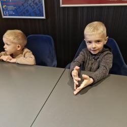 Ad188564 588c 4c7e 97f2 86b7ede2948e