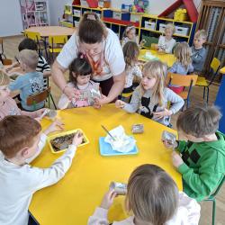 2eb5575b 5047 47e8 A310 Bb434810564e