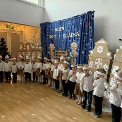 8f85fa45 F196 4d8c 8501 B1222478d733