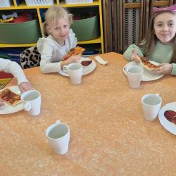 42c44ddd D6ce 4f60 A7fd 2cac13c7bb39