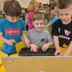 3a413fef 6400 4a68 923e 01e1dc033c67