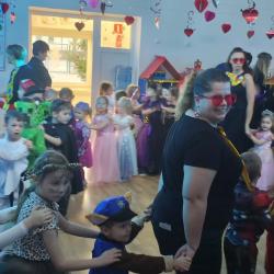 Messenger Creation 6ac253d6 909b 44e4 818f F70a2c33a7a7