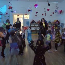 Messenger Creation De107fbb 0670 4cd7 8b6e B76c1c0de2a5